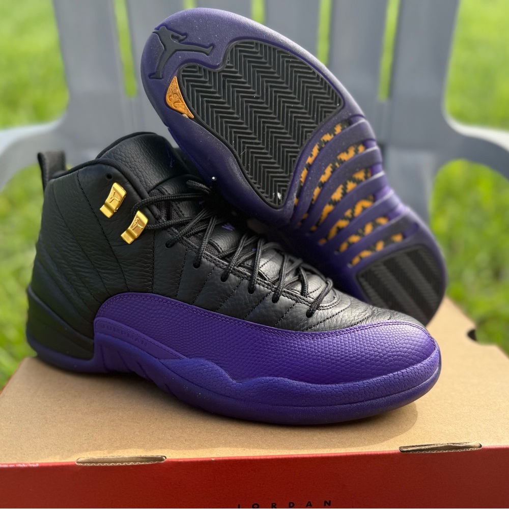Nike Air Jordan Retro 12 “Field Purple” size 11.5 - purple and black sneakers